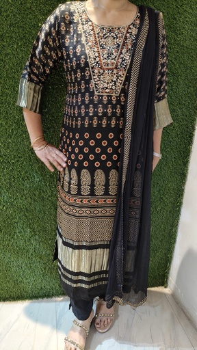 [M995522BL] Black Pure Gajji Silk Suit with Hand Embroidery & Pure Shiffon Dupatta