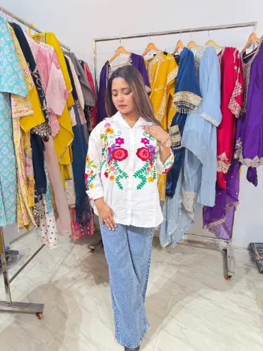 [R99517] White Cotton Floral Embroidered Shirt